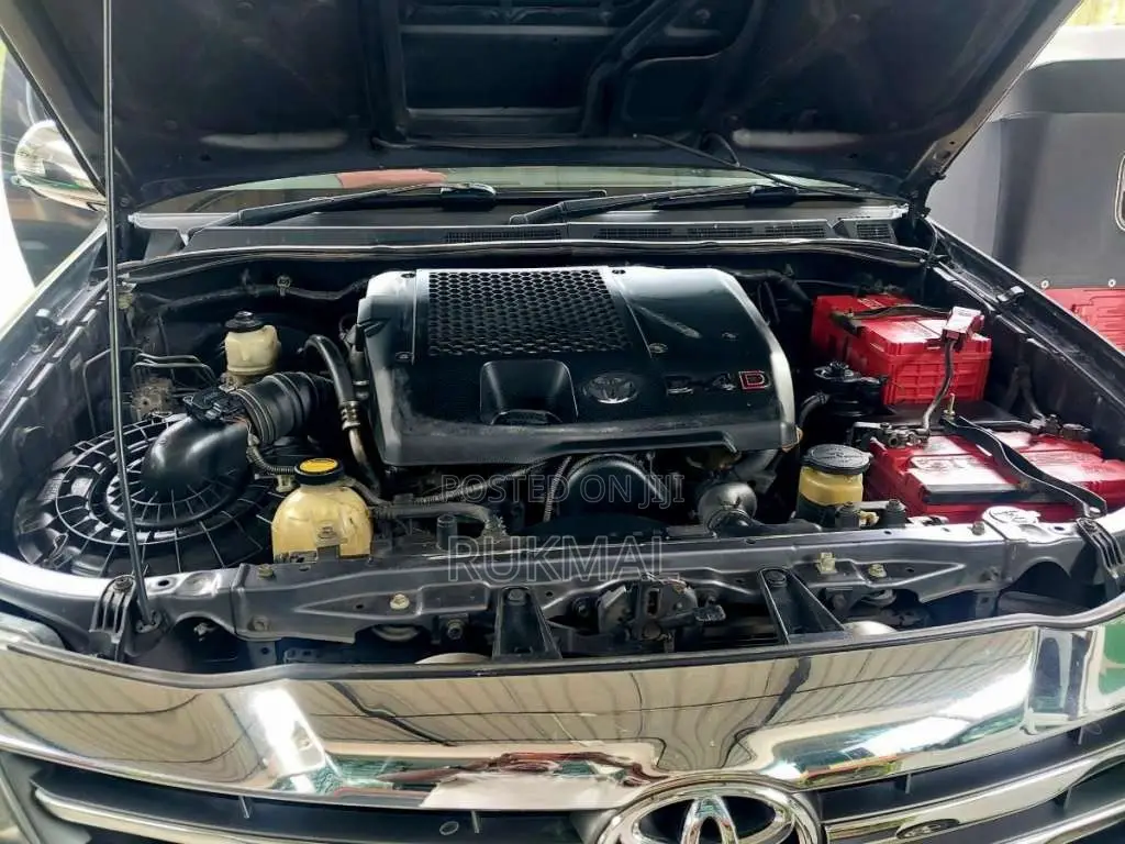 Toyota Hilux 2011 Pickup (Used)