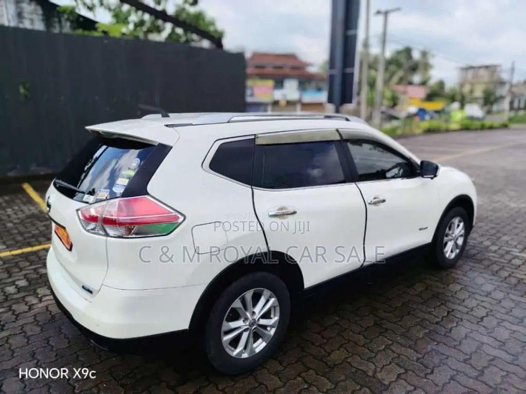 Nissan X-TRAIL 2016 SUV (Used)
