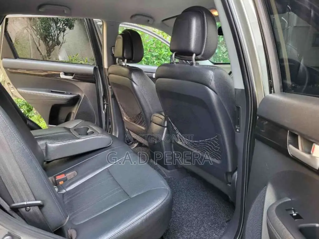 Kia Sorento 1-11 Options 2012 SUV (Used)