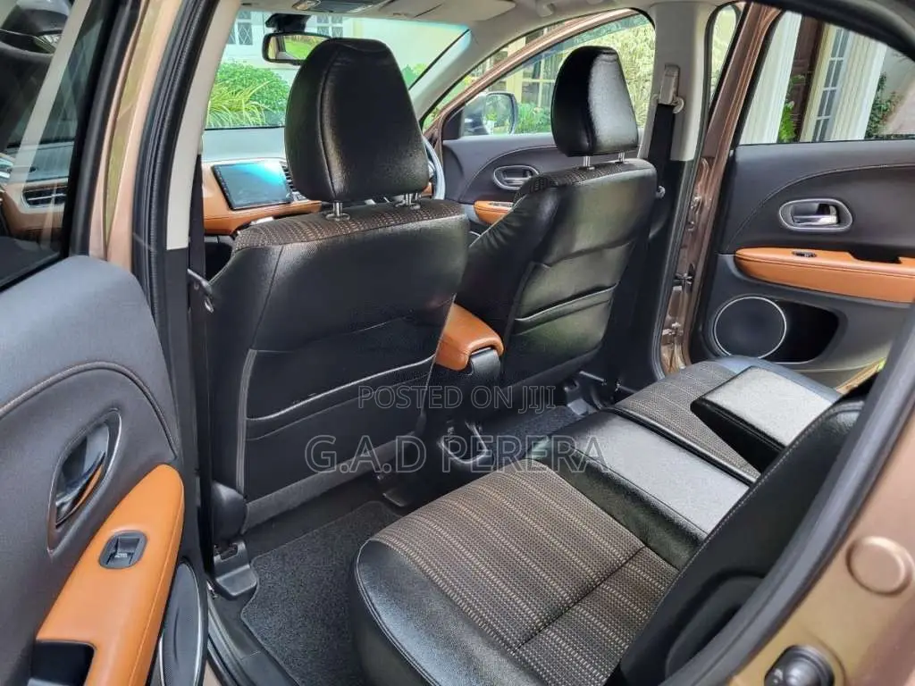 Honda Vezel Orange Pack 2016 SUV (Used)