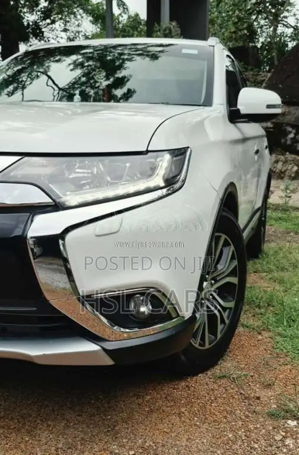 Mitsubishi Outlander 2016 SUV (Used)