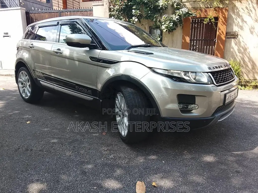 Land-Rover Evoque 2012 SUV (Used)