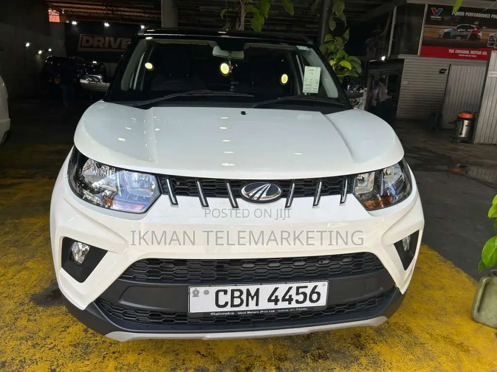 Mahindra KUV 100 2024 SUV (Used)