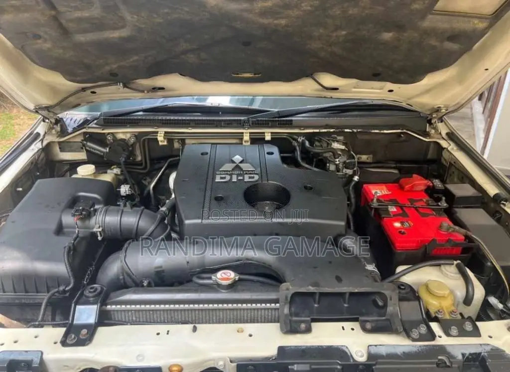 Mitsubishi Montero 2013 SUV (Used)