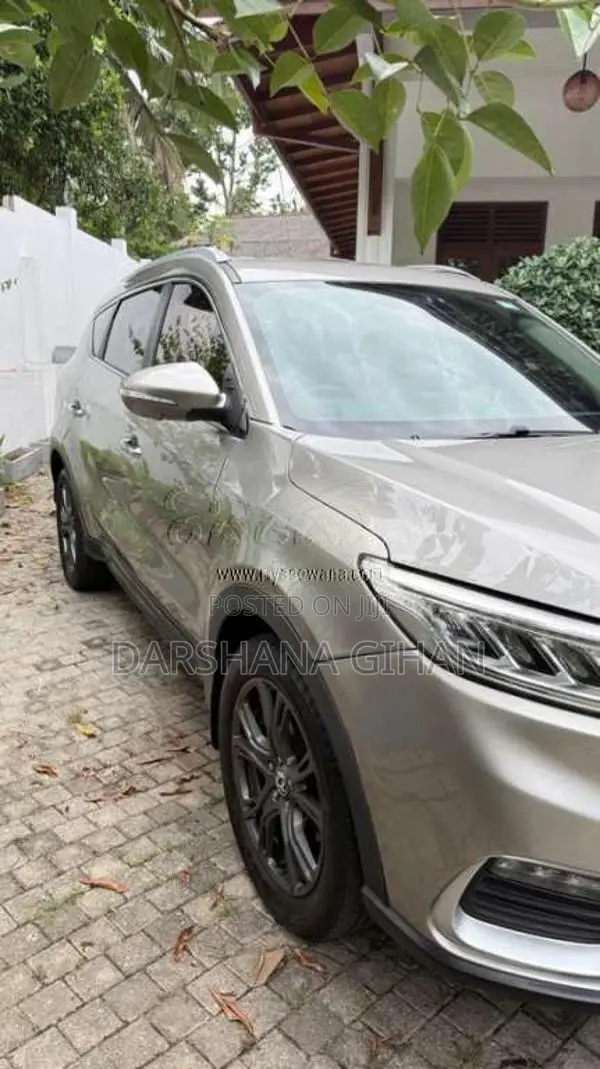 DFSK Glory I-Auto 2022 SUV (Used)