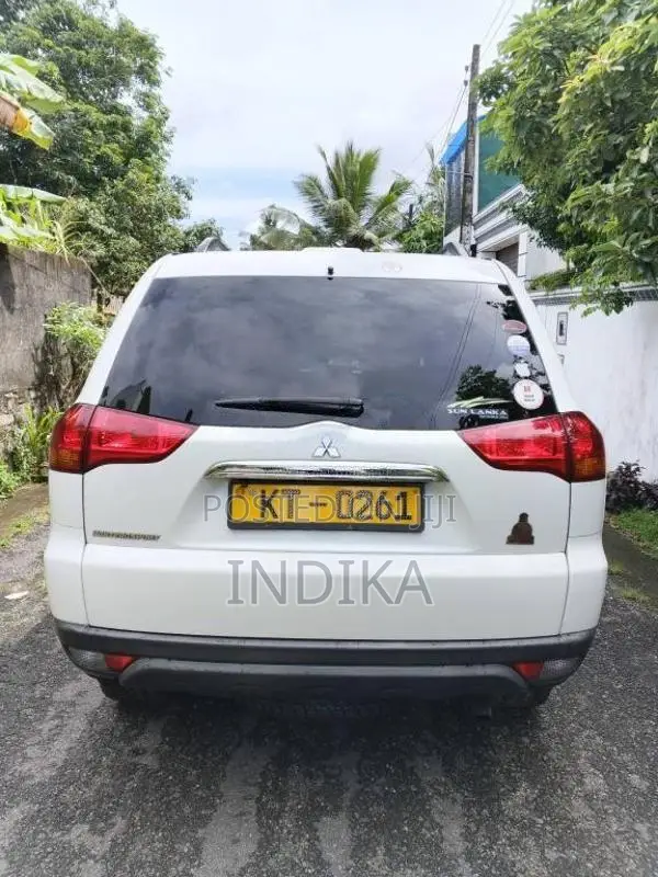 Mitsubishi Montero Sport 2012 SUV (Used)