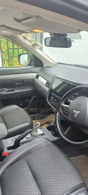 Mitsubishi Outlander 2013 SUV (Used)