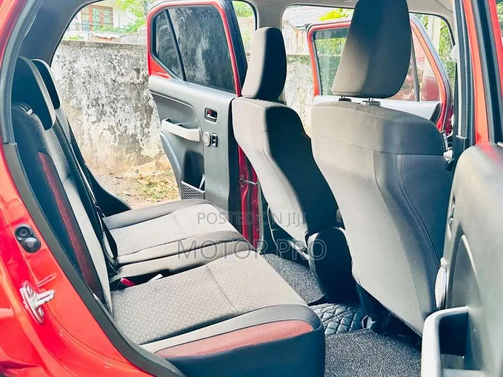 Suzuki Xbee 2018 SUV (Used)