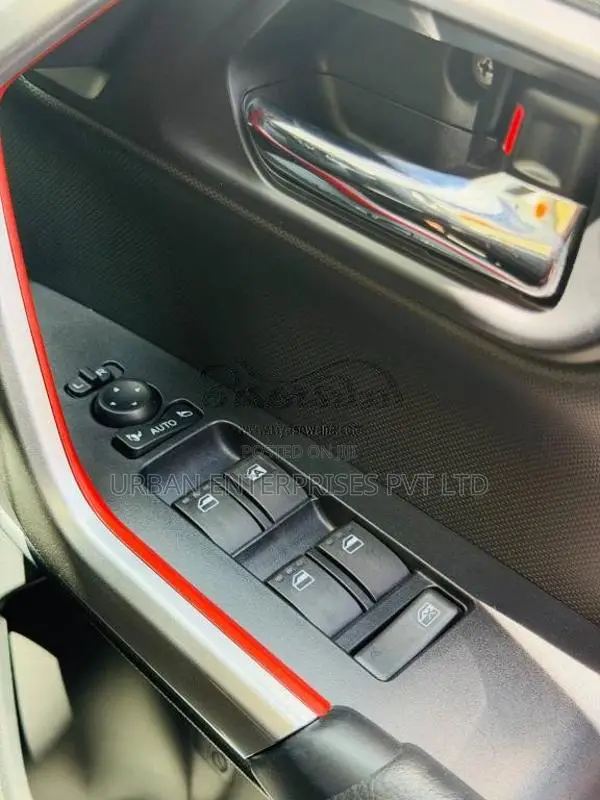 Toyota Raize Hybrid Z 2024 SUV Unregistered (Recondition)
