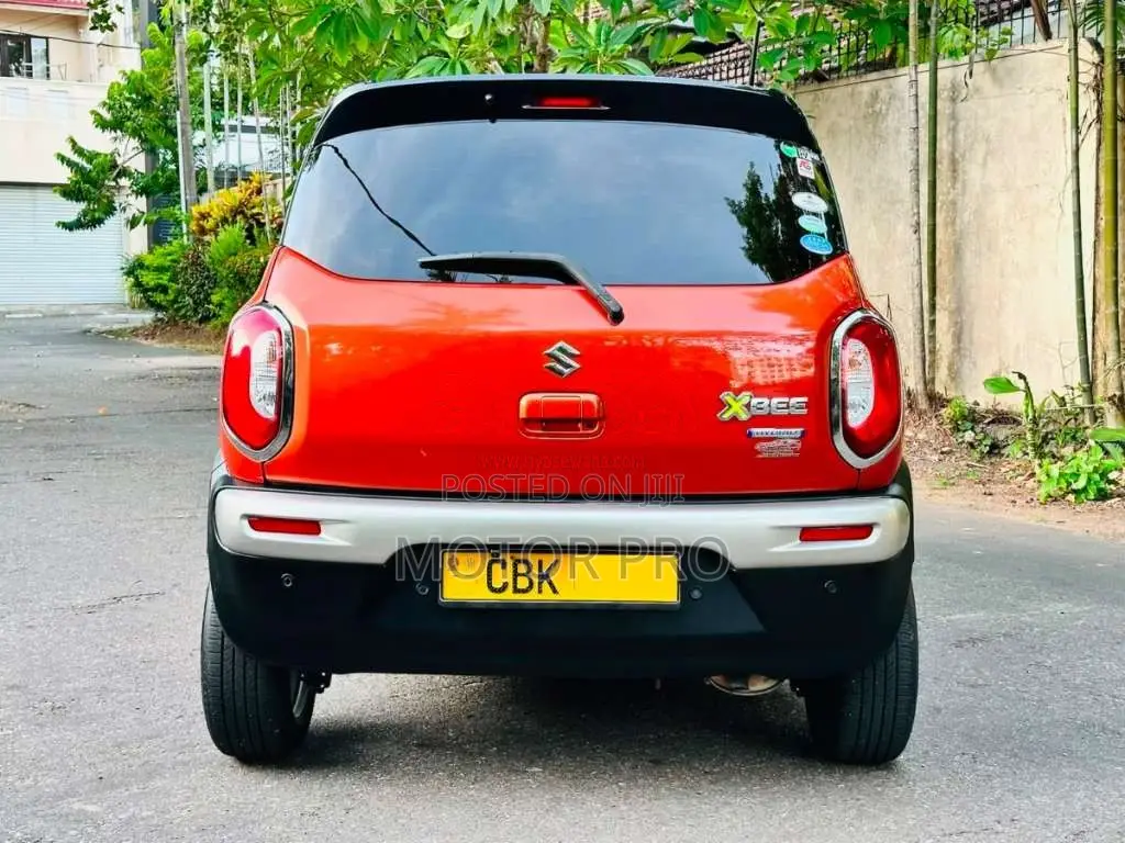 Suzuki Xbee 2018 SUV (Used)