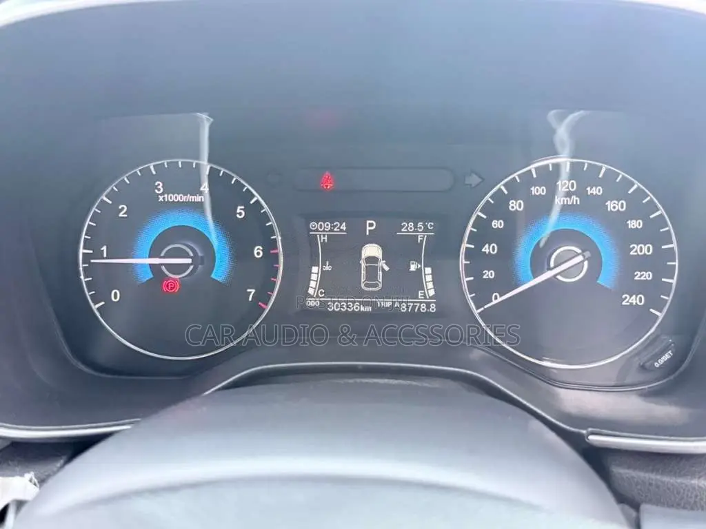 DFSK Glory I-Auto 2022 SUV (Used)