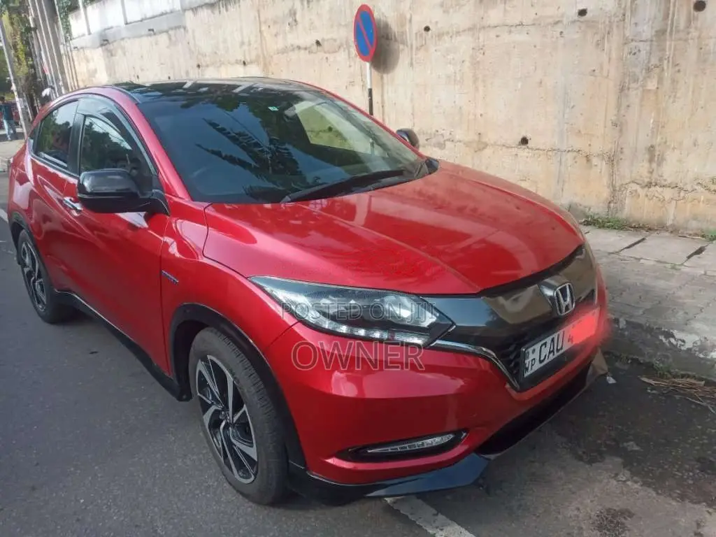 Honda VEZEL RS 2017 SUV (Used)