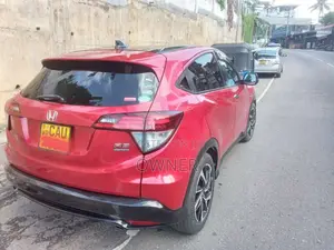 Honda VEZEL RS 2017 SUV (Used)