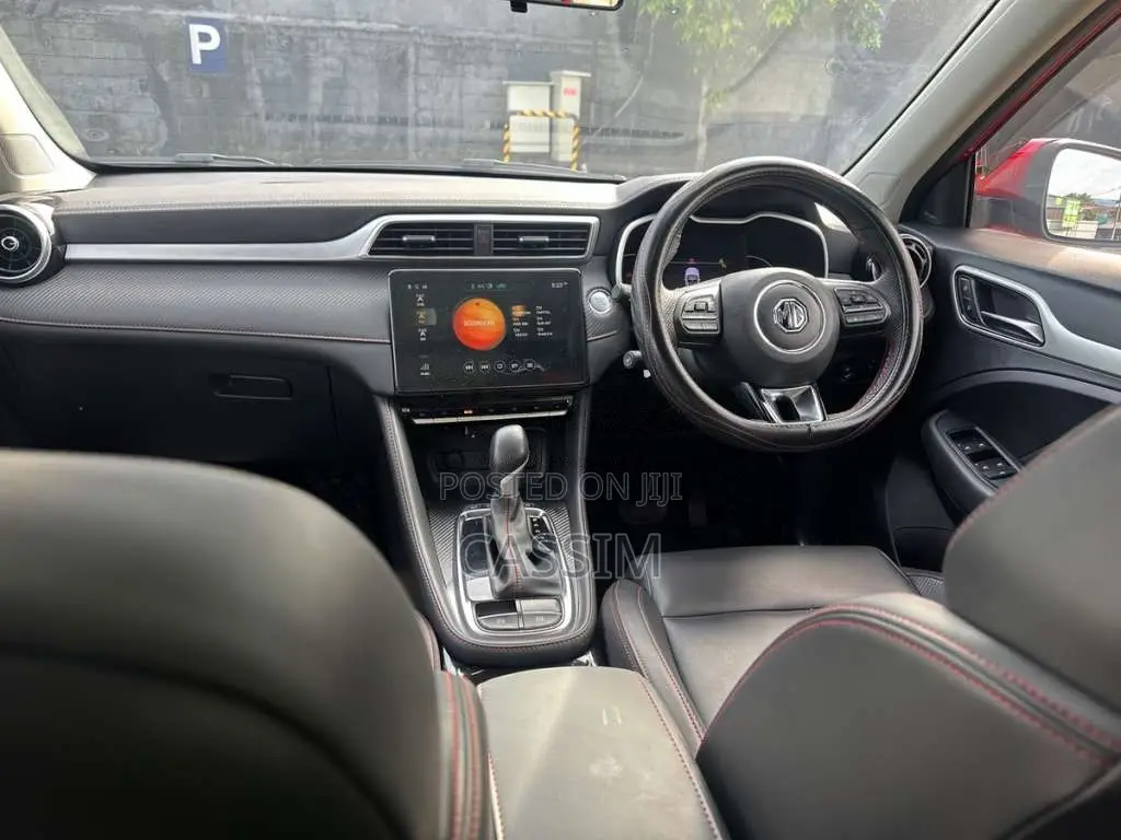 MG ZS 2025 SUV (Used)