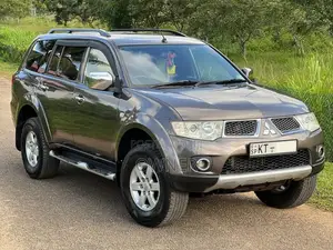 Mitsubishi Montero Sport 2012 SUV (Used)
