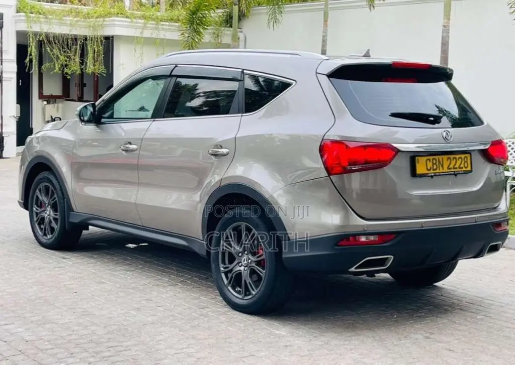 DFSK Glory I-Auto 2022 SUV (Used)
