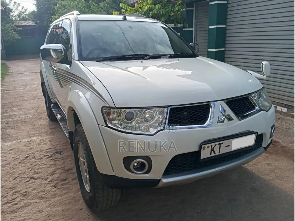 Mitsubishi Montero Sport 2012 SUV (Used)