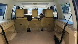 Land-Rover Discovery S 2016 SUV (Used)