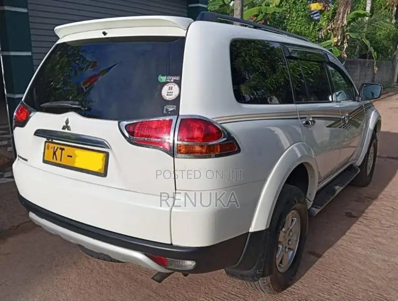 Mitsubishi Montero Sport 2012 SUV (Used)