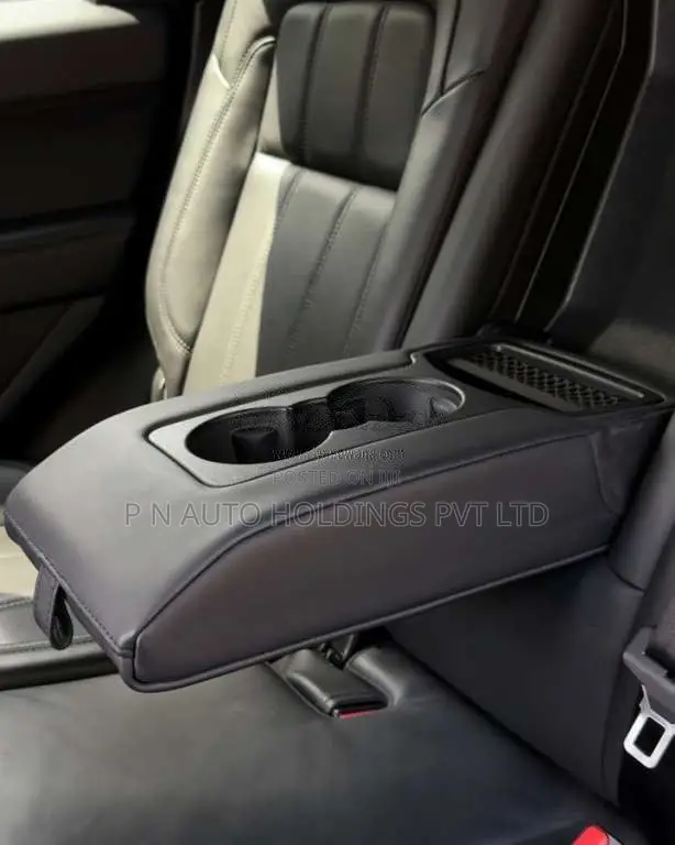 Land-Rover RANGE ROVER SPORT- 2018 SUV (Used)