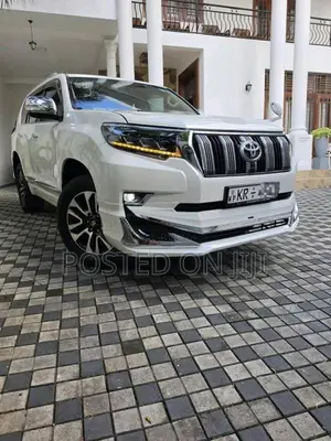 Toyota LAND CRUISER PRADO 150 TX 2010 SUV (Used)