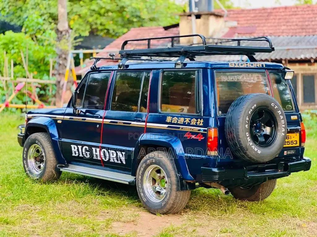 Isuzu TROOPER 1991 SUV (Used)