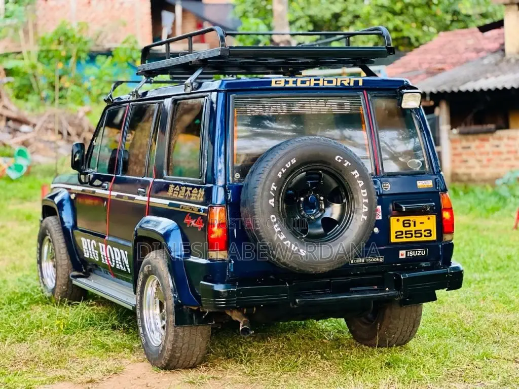 Isuzu TROOPER 1991 SUV (Used)