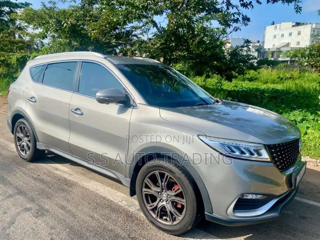 DFSK Glory I-Auto 2023 SUV (Used)