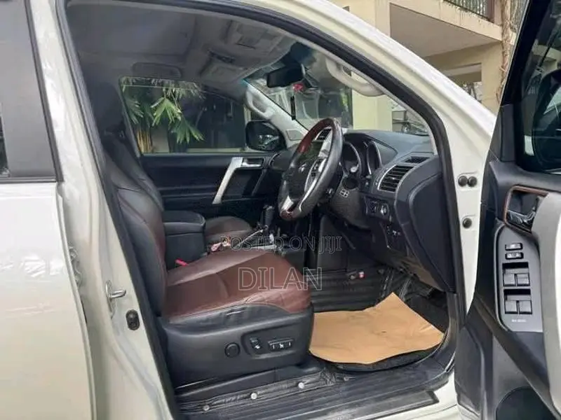 Toyota Land Cruiser Prado 150 2017 SUV (Used)