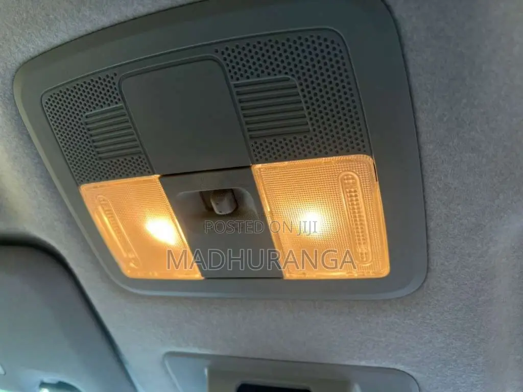 Toyota Raize 2023 SUV (Used)
