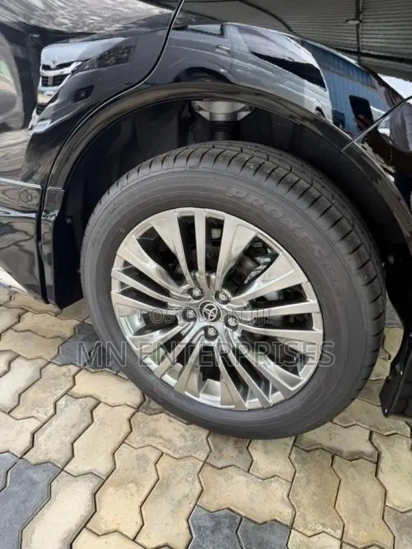 Toyota Harrier 2025 SUV Unregistered (Recondition)