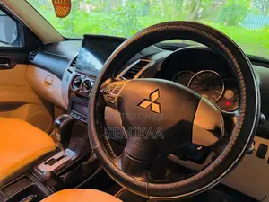 Mitsubishi Montero Sport 2012 SUV (Used)