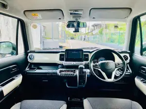 Suzuki Xbee 2018 SUV (Used)