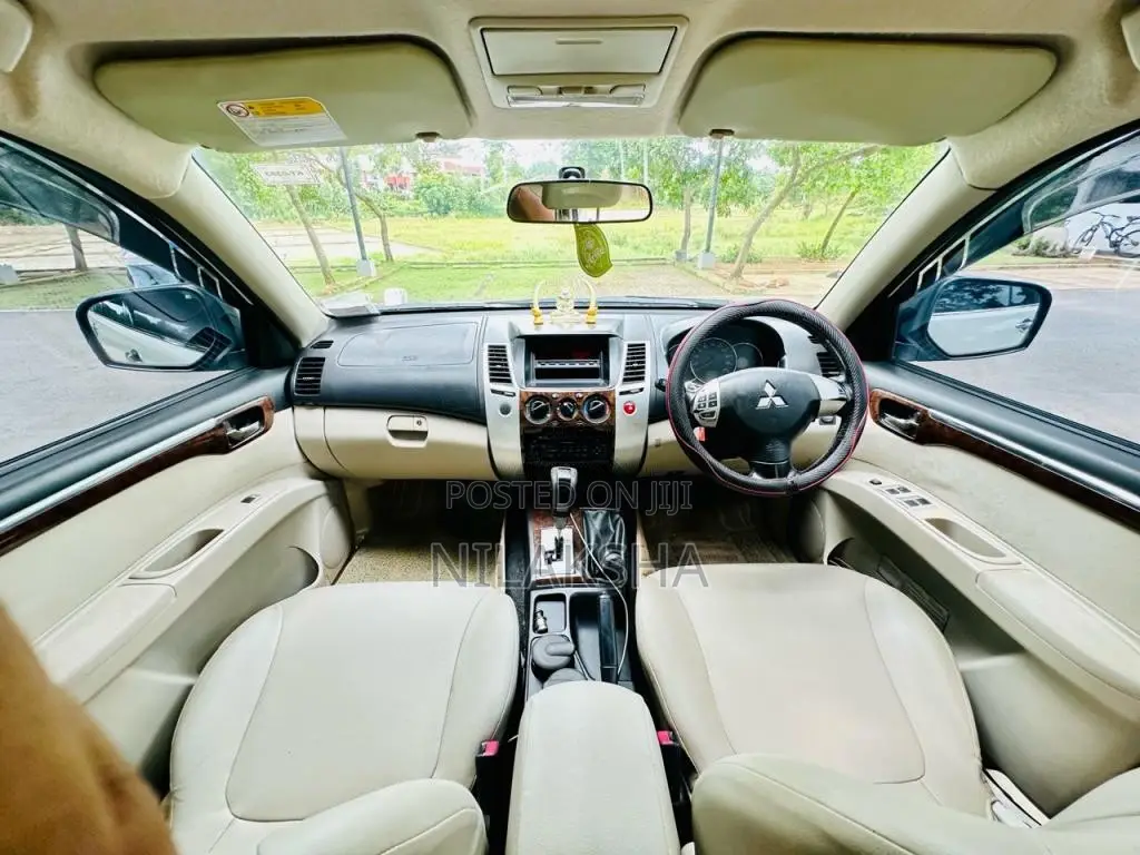 Mitsubishi Montero Sport 2011 SUV (Used)