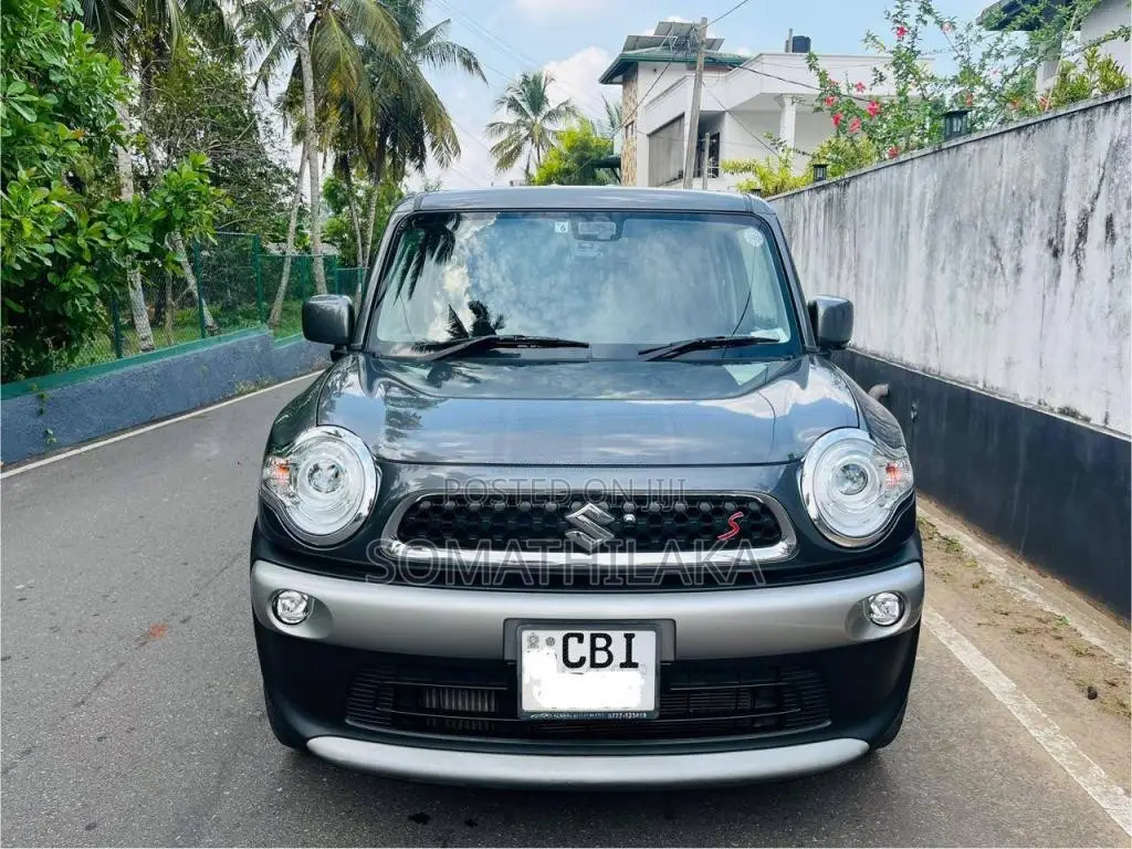 Suzuki Xbee 2018 SUV (Used)