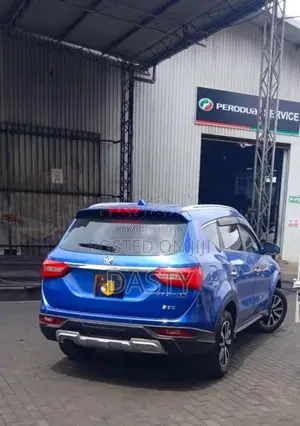 DFSK Glory 580 2021 SUV (Used)