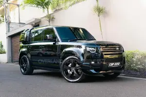 Land-Rover DEFENDER X-DYNAMIC HSE Ingenium UK 2025 SUV (Used)