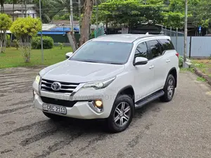 Toyota Fortuner 2017 SUV (Used)