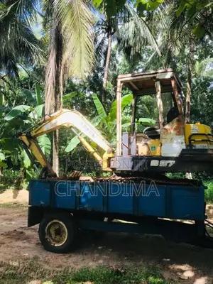 Yanmar B27 2014 Heavy-Duty (Used)