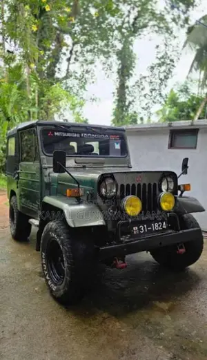 Mitsubishi 4DR5 J24R 1978 SUV (Used)