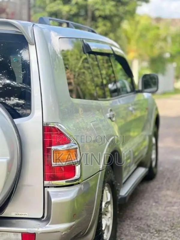 Mitsubishi Montero 2006 SUV (Used)