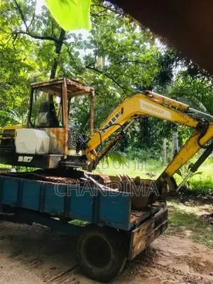 Yanmar B27 2014 Heavy-Duty (Used)