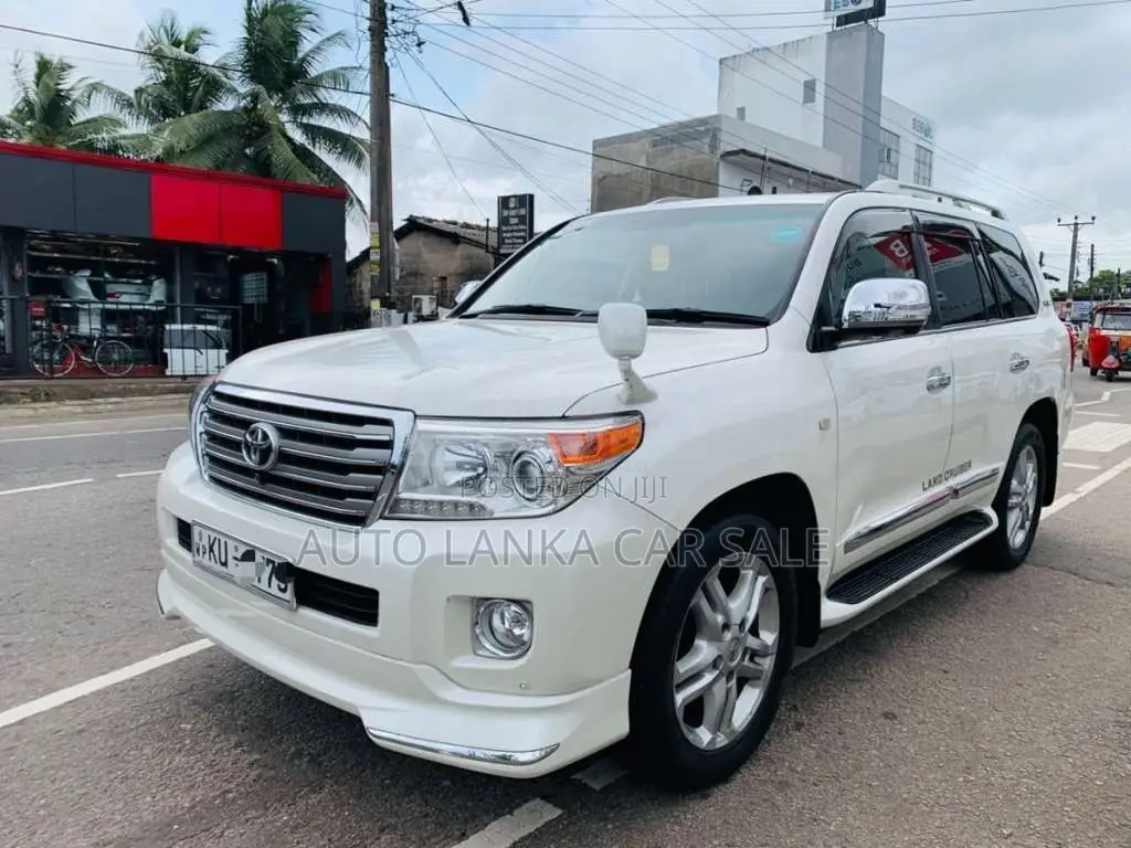 Toyota Land Cruiser V8 ZX 2011 SUV (Used)