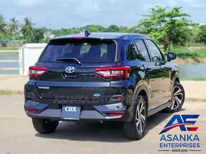 Toyota Raize Z BSM 2023 SUV (Used)