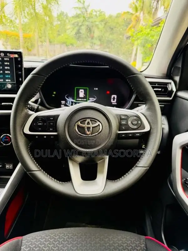 Toyota Raize 2020 SUV (Used)