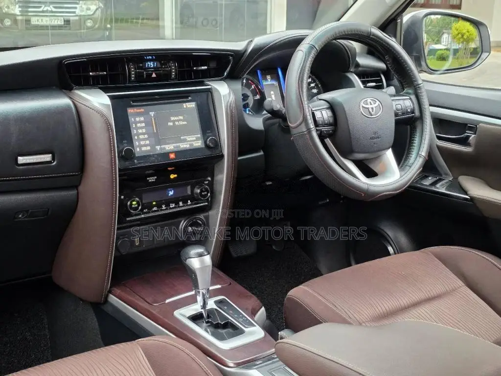 Toyota Fortuner 2017 SUV (Used)