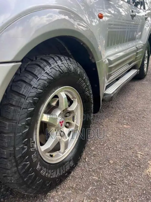 Mitsubishi Montero 2006 SUV (Used)