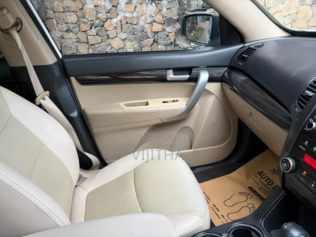 Kia Sorento 1-12 2012 SUV (Used)
