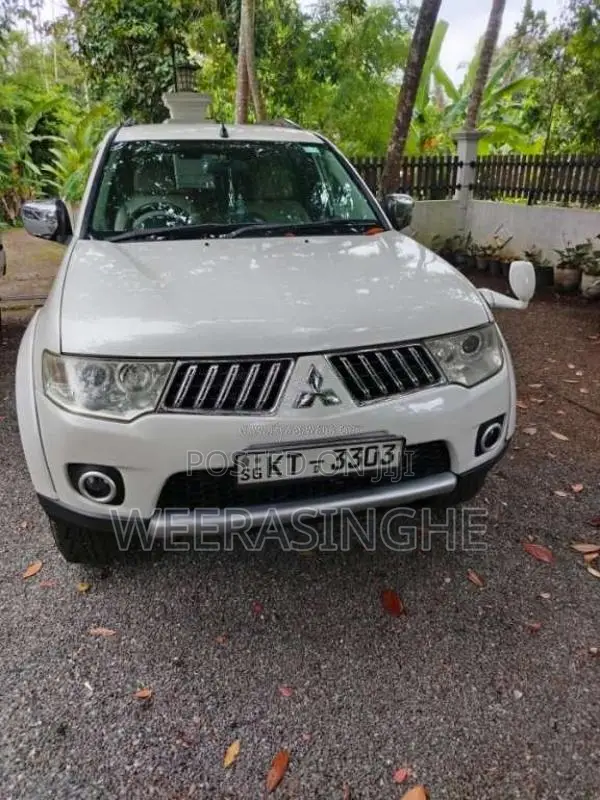 Mitsubishi Montero Sport 2012 SUV (Used)