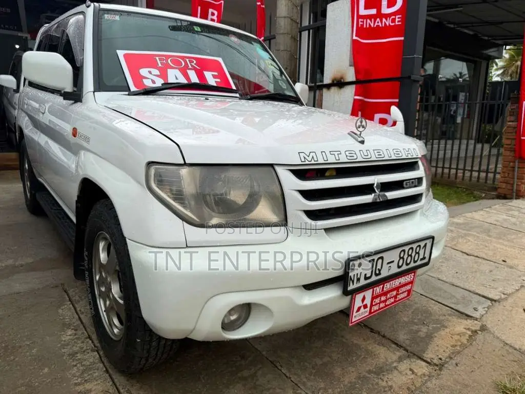 Mitsubishi Pajero 2001 SUV (Used)